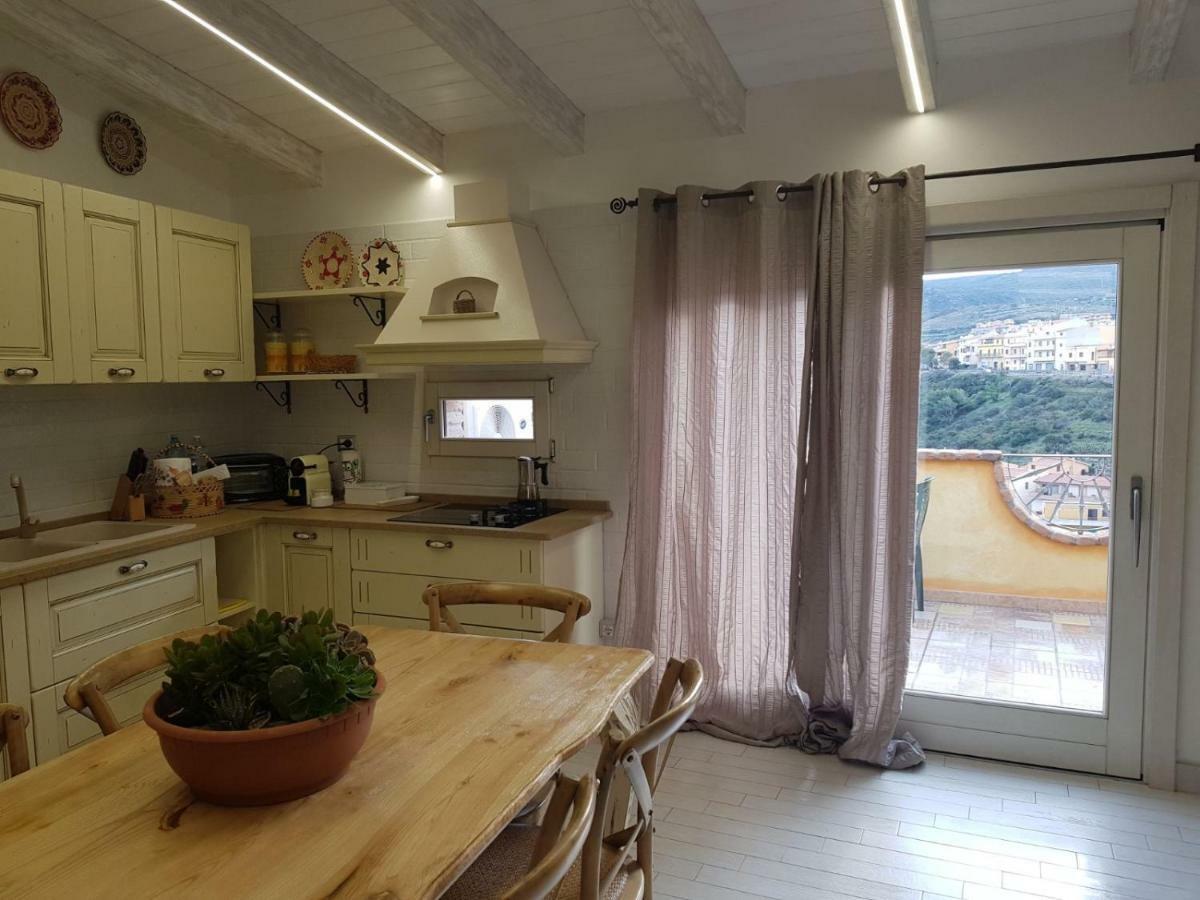Appartamento Mansardato Anda&Torra Castelsardo Eksteriør bilde