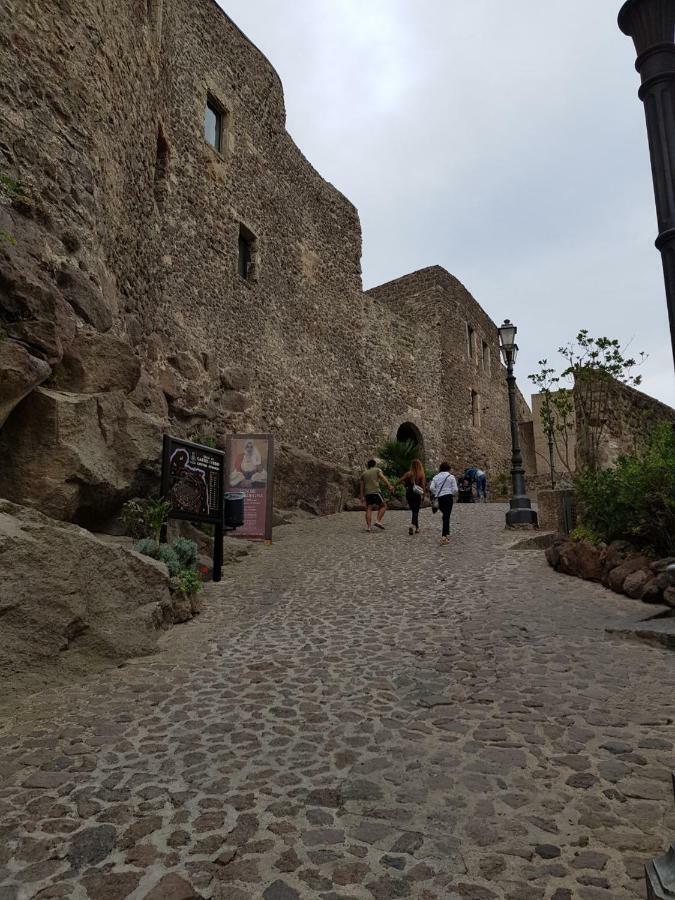 Appartamento Mansardato Anda&Torra Castelsardo Eksteriør bilde